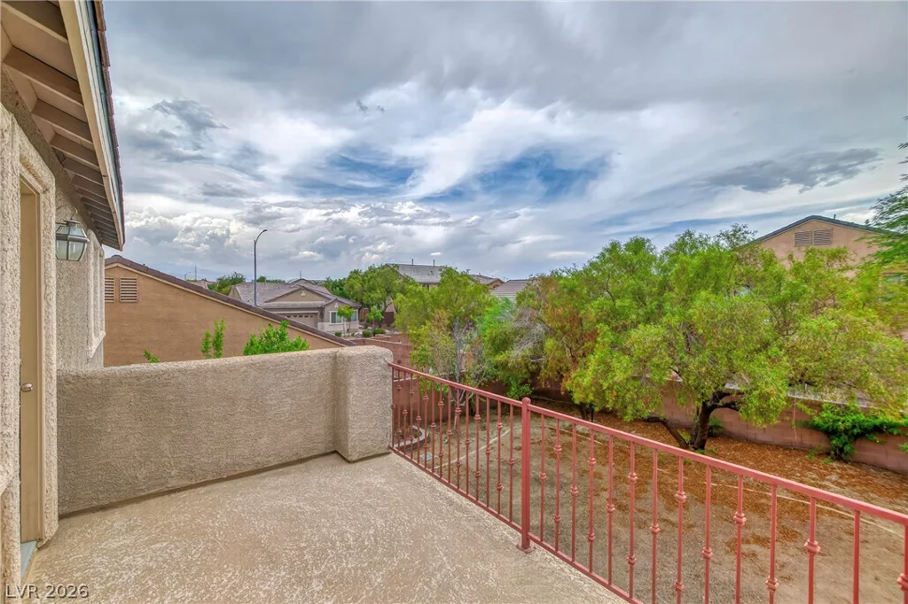 120 Sharp Edge, North Las Vegas, NV 89031