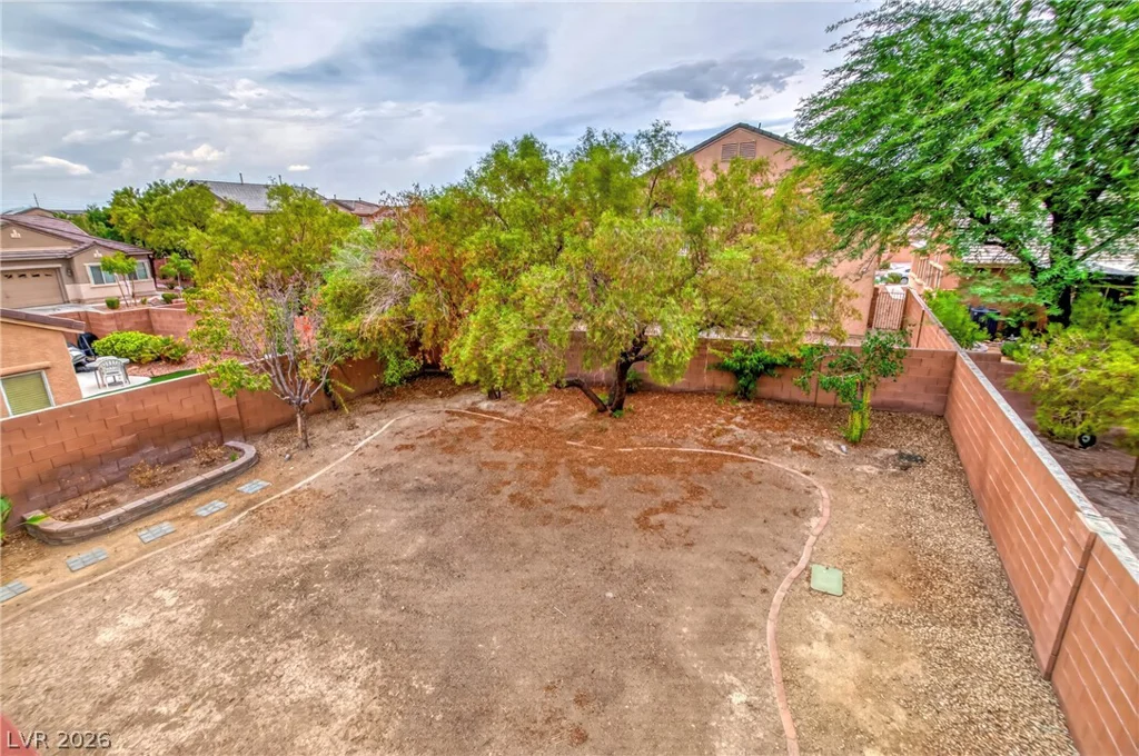 120 Sharp Edge, North Las Vegas, NV 89031