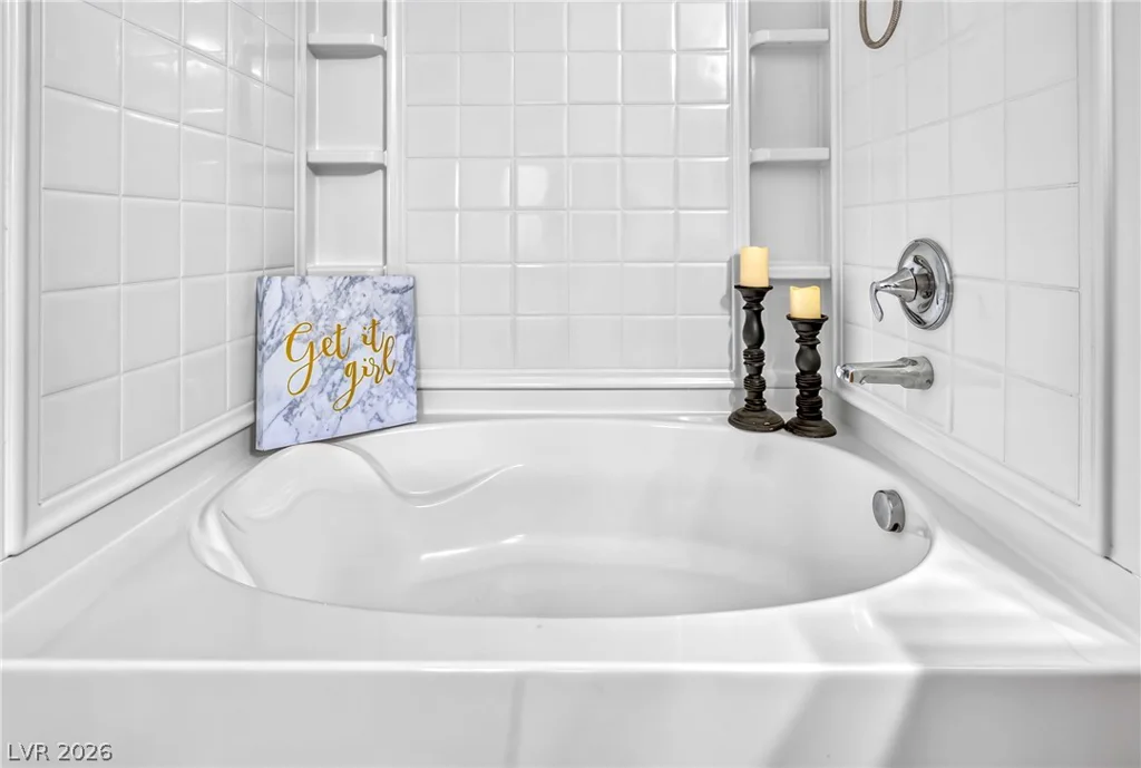 120 Sharp Edge, North Las Vegas, NV 89031