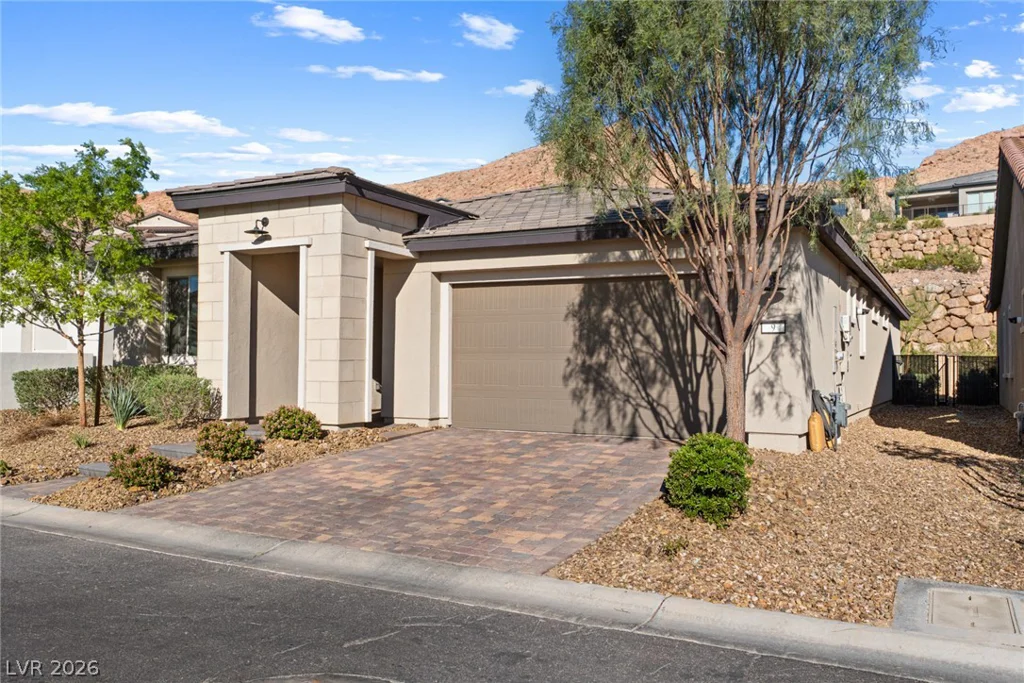 9 Desert Juniper, Henderson, NV 89011