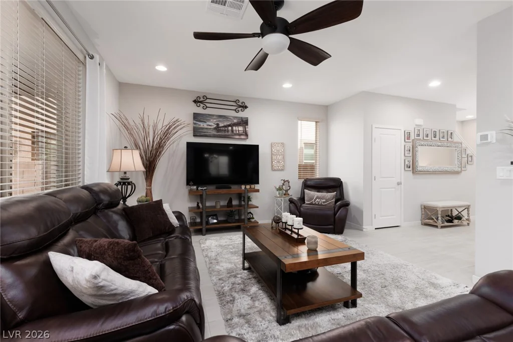 9719 Zircon Cliff, Las Vegas, NV 89148