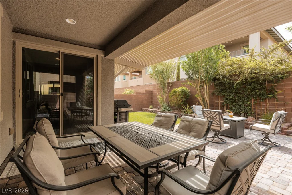 9719 Zircon Cliff, Las Vegas, NV 89148