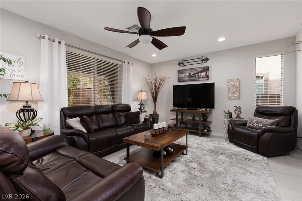 9719 Zircon Cliff, Las Vegas, NV 89148