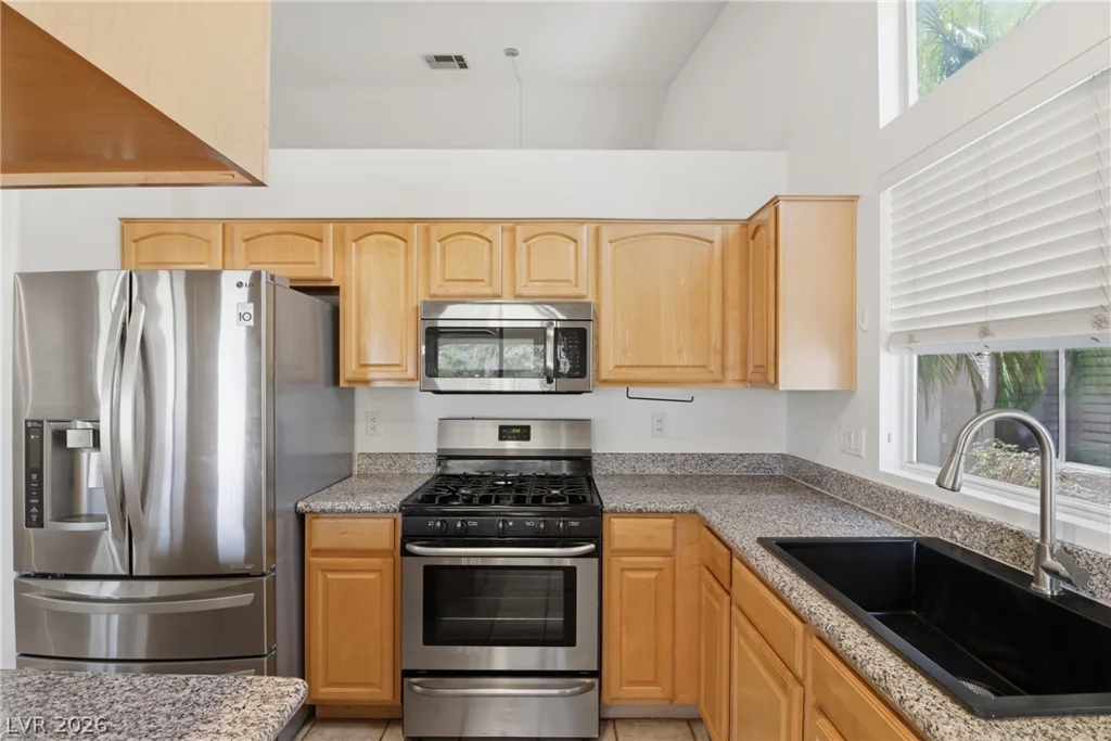 3570 Yorba Linda, Las Vegas, NV 89122