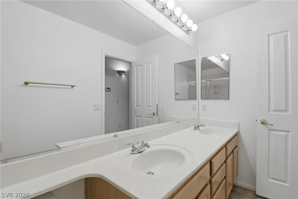3570 Yorba Linda, Las Vegas, NV 89122