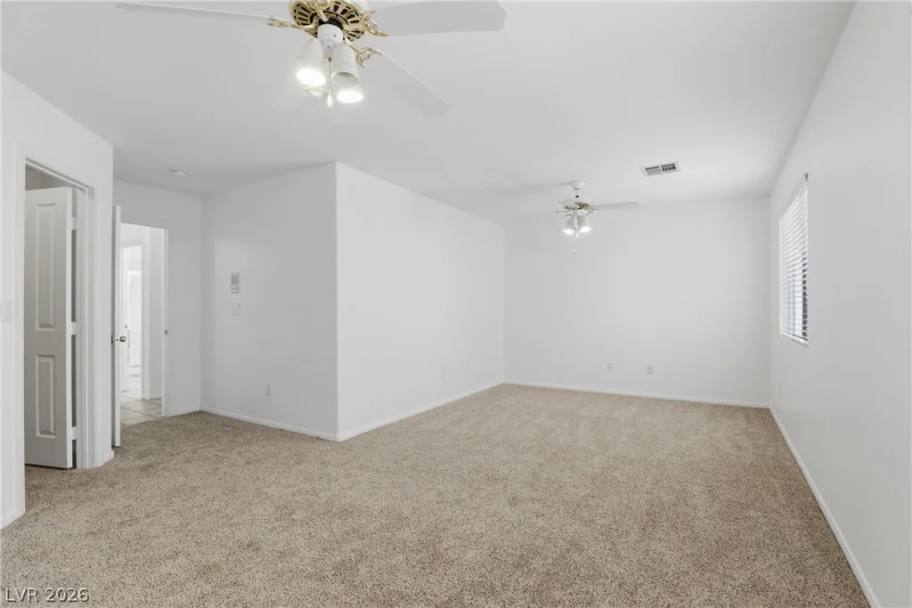 3570 Yorba Linda, Las Vegas, NV 89122
