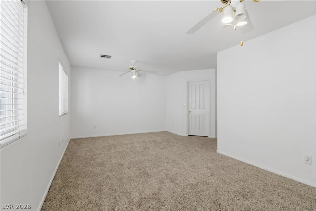 3570 Yorba Linda, Las Vegas, NV 89122