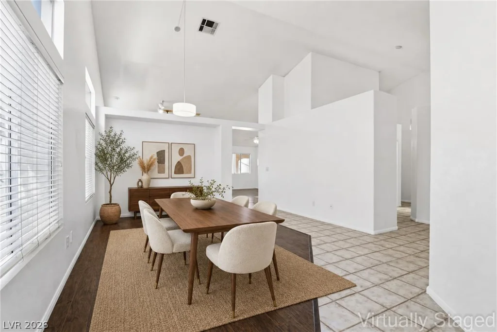 3570 Yorba Linda, Las Vegas, NV 89122