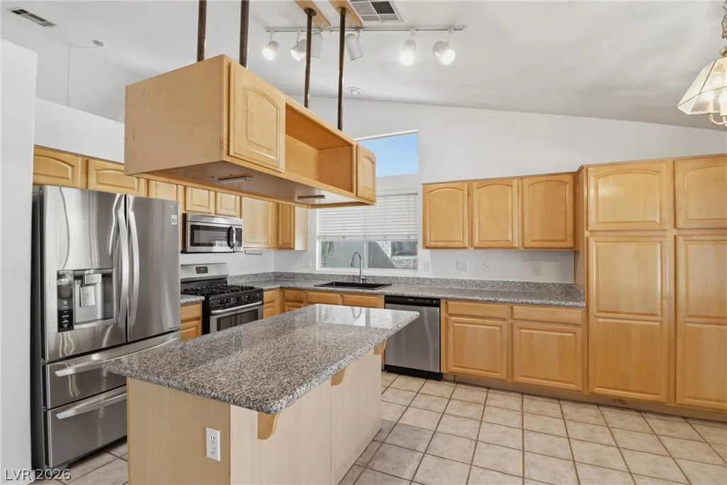 3570 Yorba Linda, Las Vegas, NV 89122