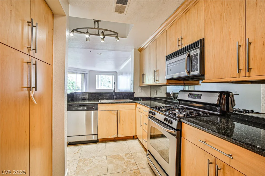 210 Flamingo, Las Vegas, NV 89169