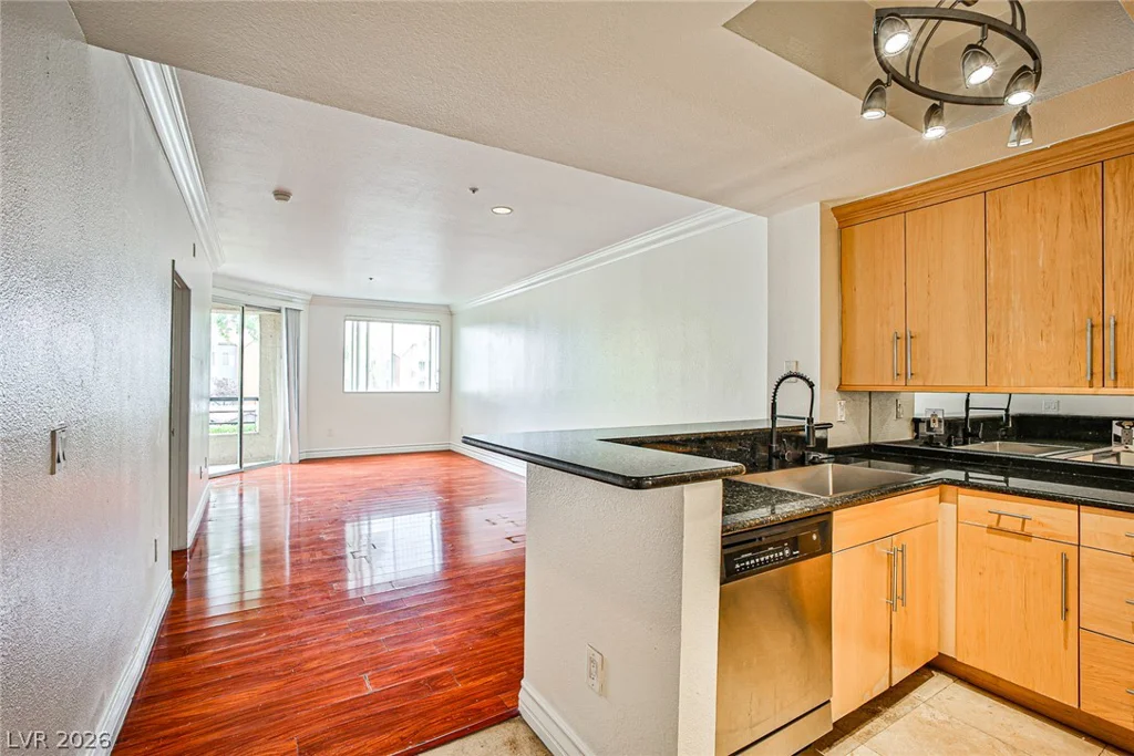 210 Flamingo, Las Vegas, NV 89169