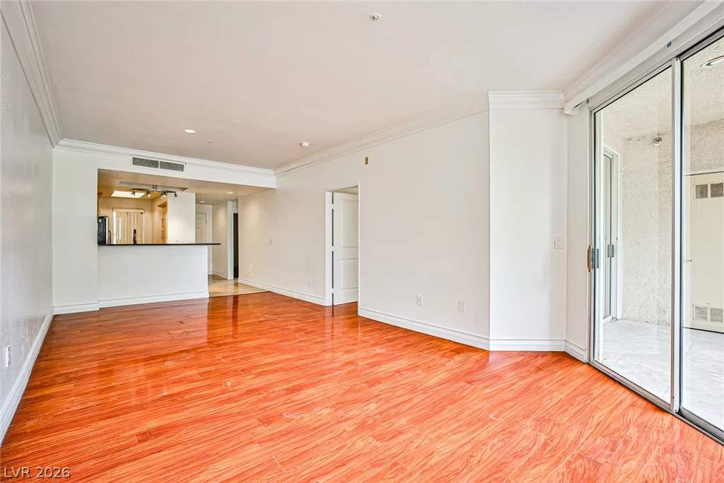 210 Flamingo, Las Vegas, NV 89169