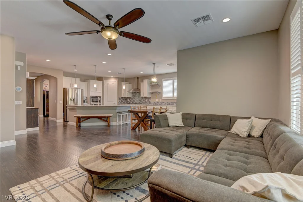 7136 Avana, Las Vegas, NV 89113
