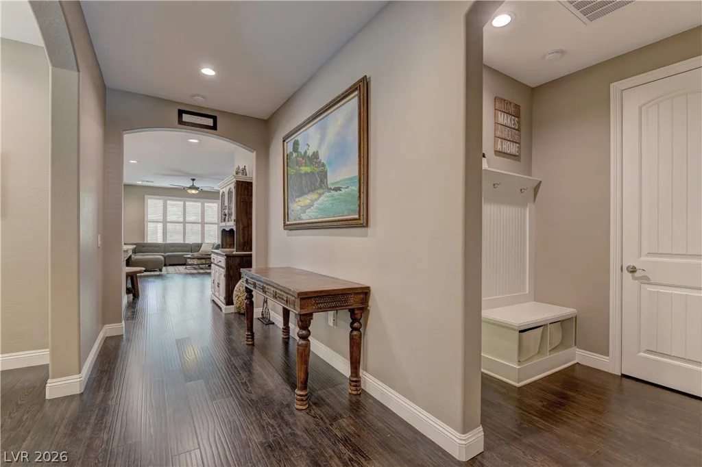 7136 Avana, Las Vegas, NV 89113