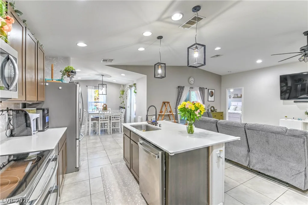 3640 Gunnison, Pahrump, NV 89061