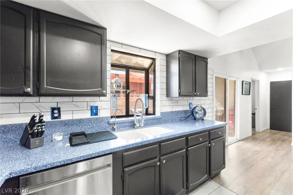 7733 Parakeet, Las Vegas, NV 89145