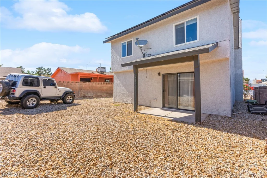 7733 Parakeet, Las Vegas, NV 89145