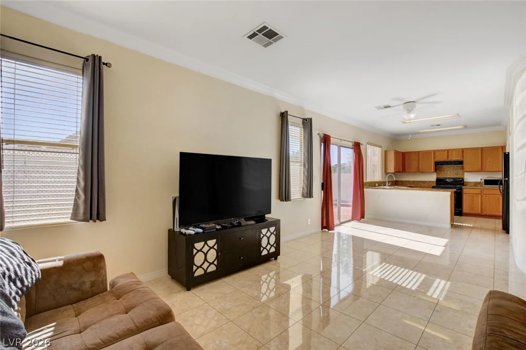 7900 Rustic Canyon, Las Vegas, NV 89131