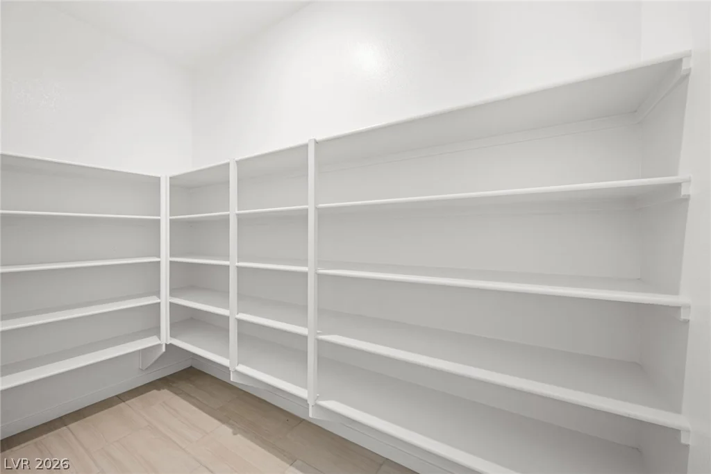 8161 Gusty Brook, Las Vegas, NV 89113