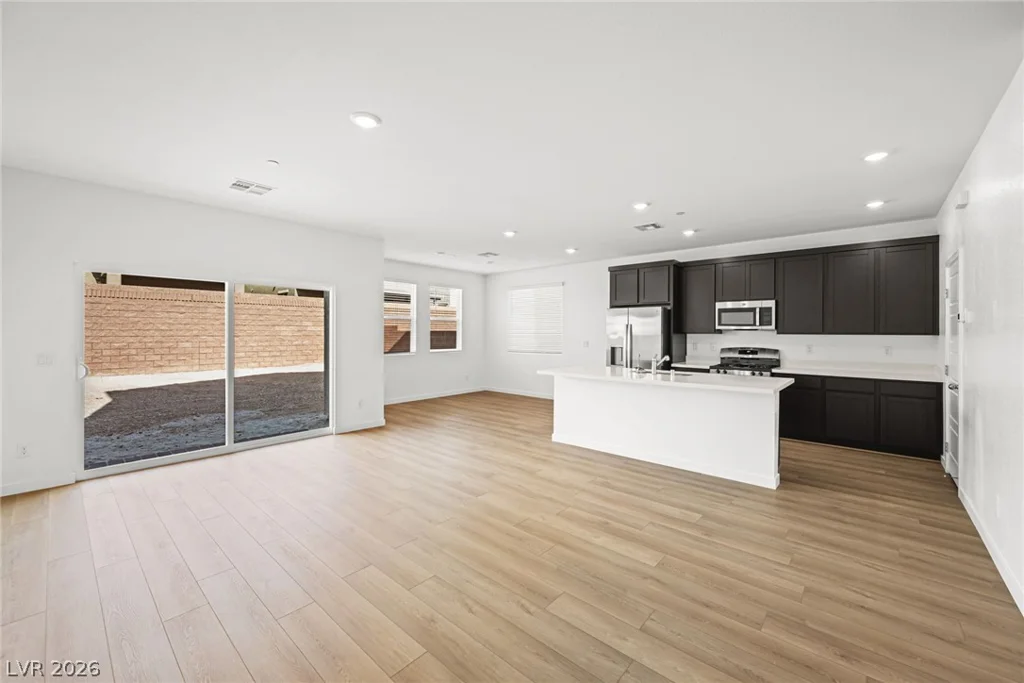 8161 Gusty Brook, Las Vegas, NV 89113