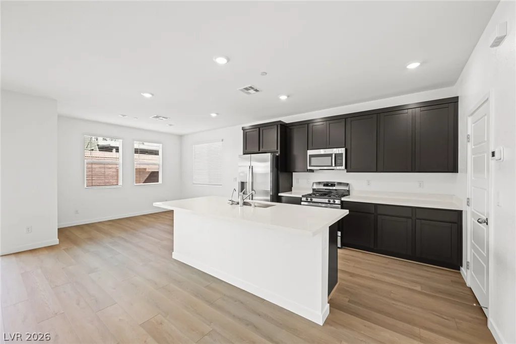 8161 Gusty Brook, Las Vegas, NV 89113