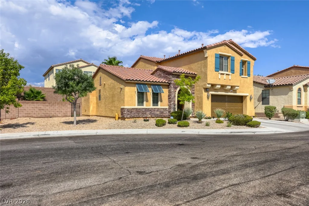 6811 Pleasantville, Las Vegas, NV 89149