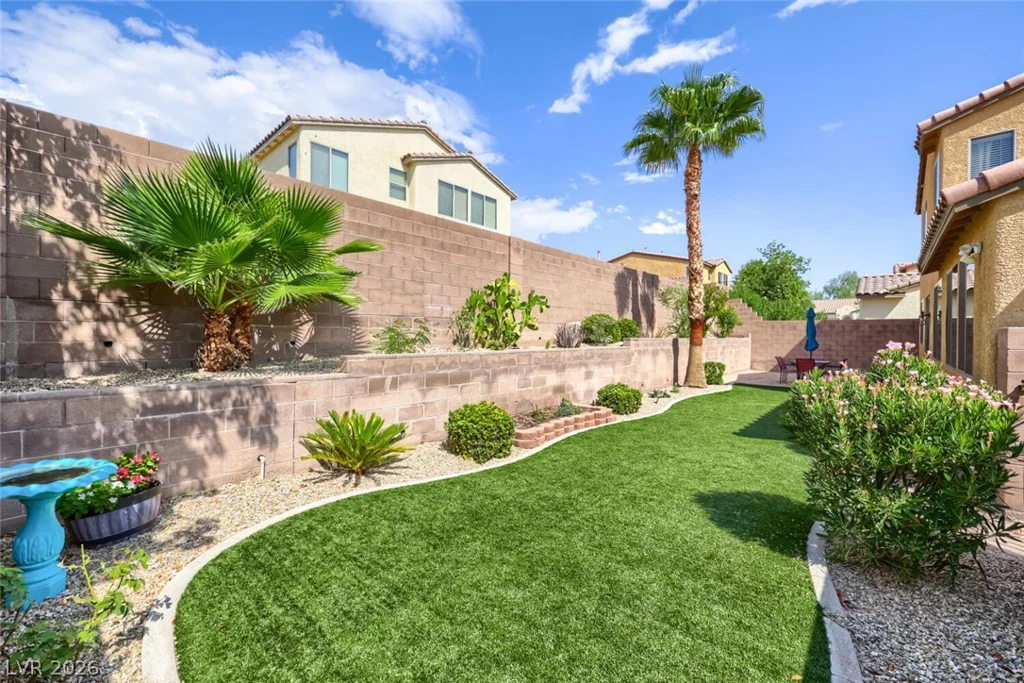 6811 Pleasantville, Las Vegas, NV 89149