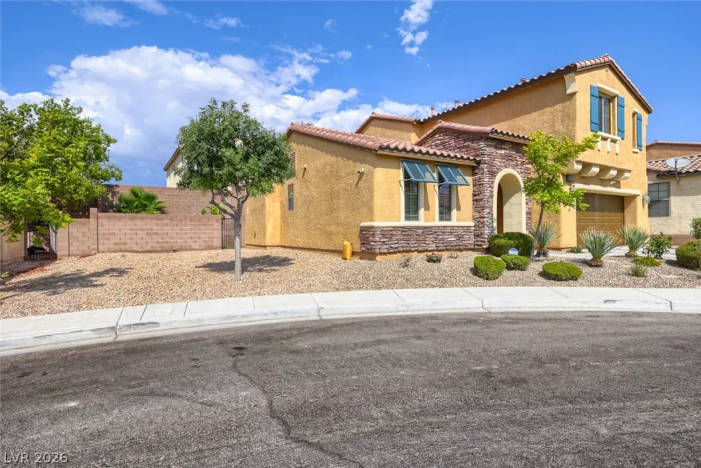 6811 Pleasantville, Las Vegas, NV 89149