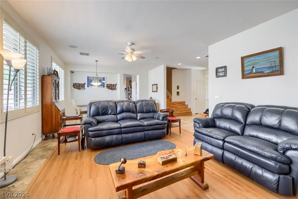 6811 Pleasantville, Las Vegas, NV 89149
