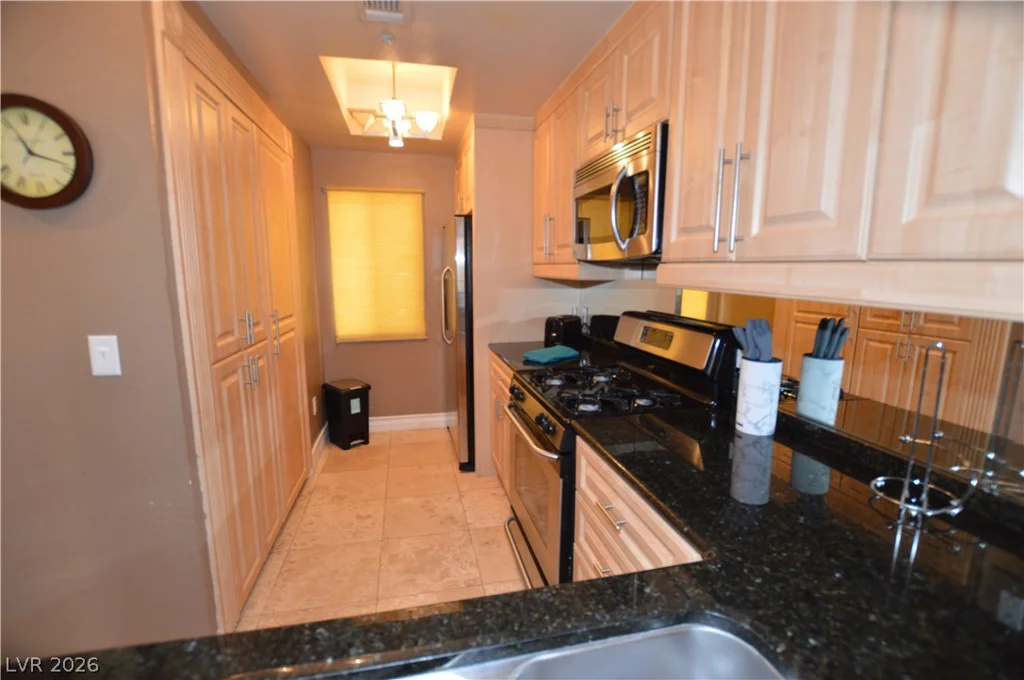 260 Flamingo, Las Vegas, NV 89169
