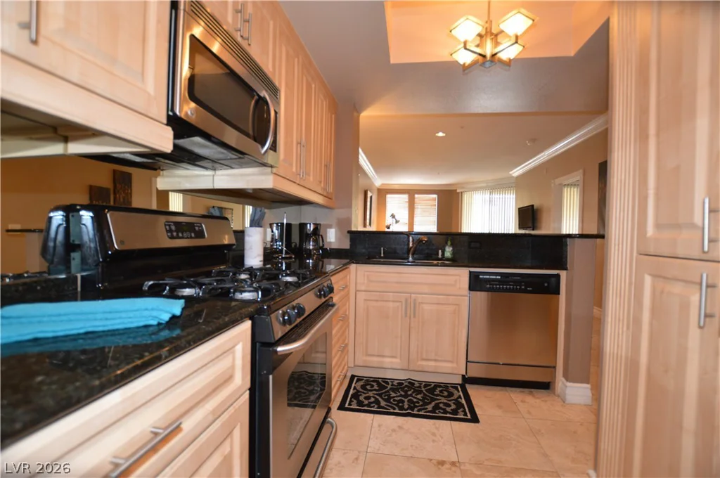 260 Flamingo, Las Vegas, NV 89169