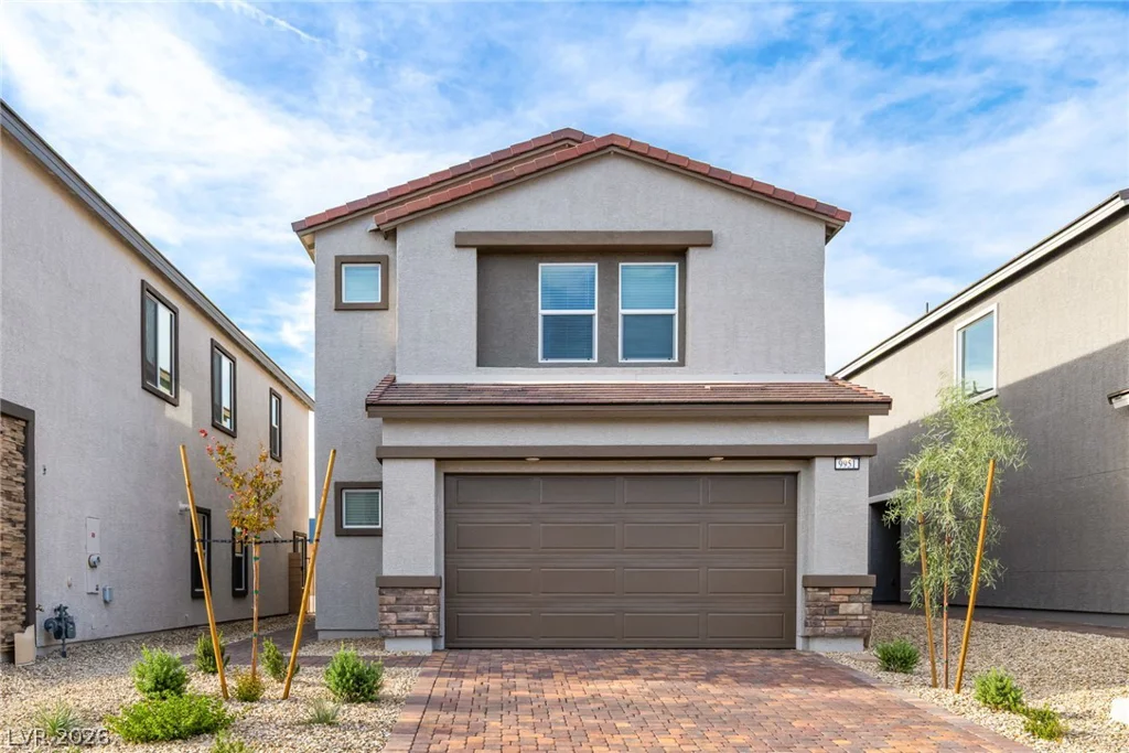 9951 Kimura Hills, Las Vegas, NV 89129