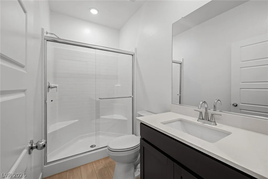 9951 Kimura Hills, Las Vegas, NV 89129