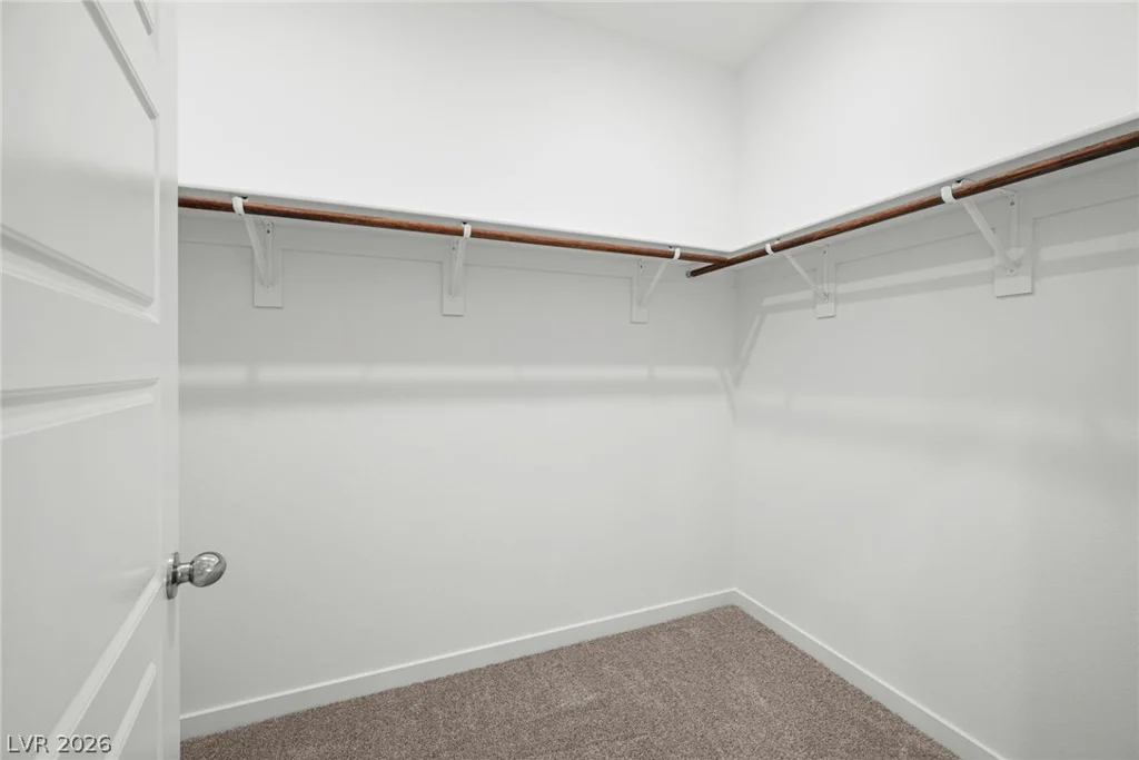 9951 Kimura Hills, Las Vegas, NV 89129