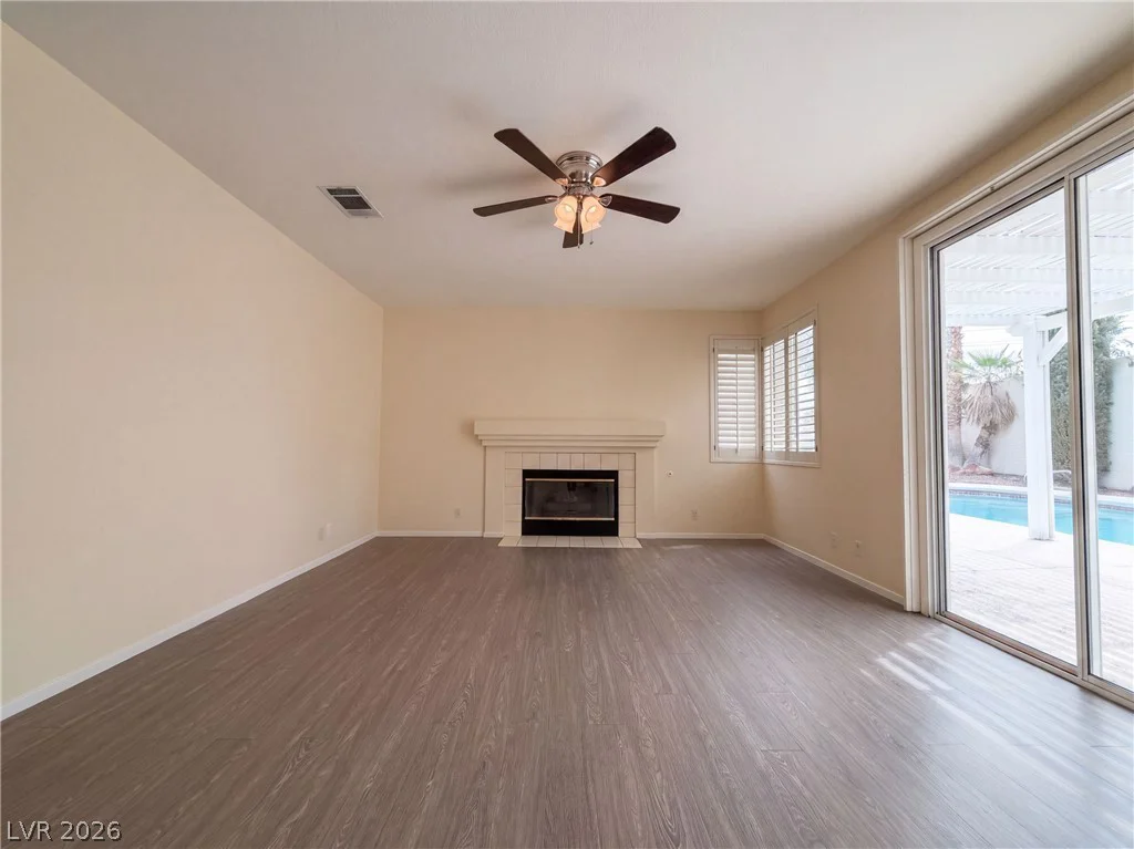 2624 Ohio, Las Vegas, NV 89128