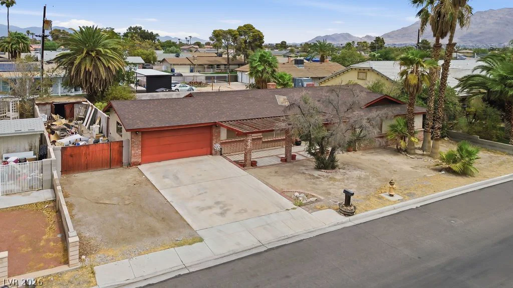 4548 Cleveland, Las Vegas, NV 89104