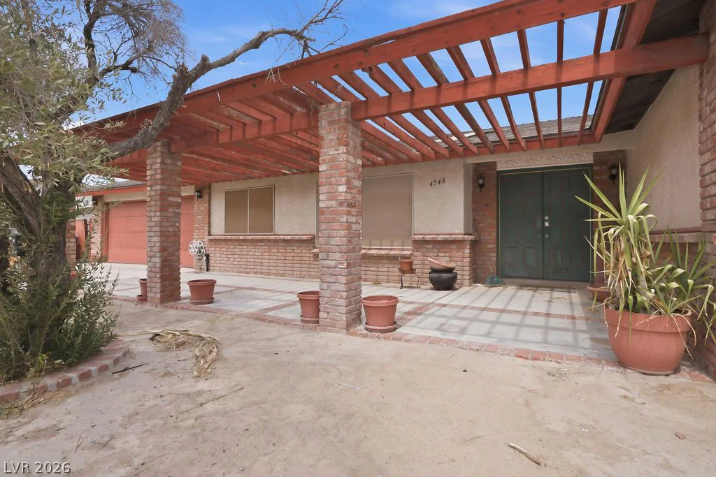 4548 Cleveland, Las Vegas, NV 89104