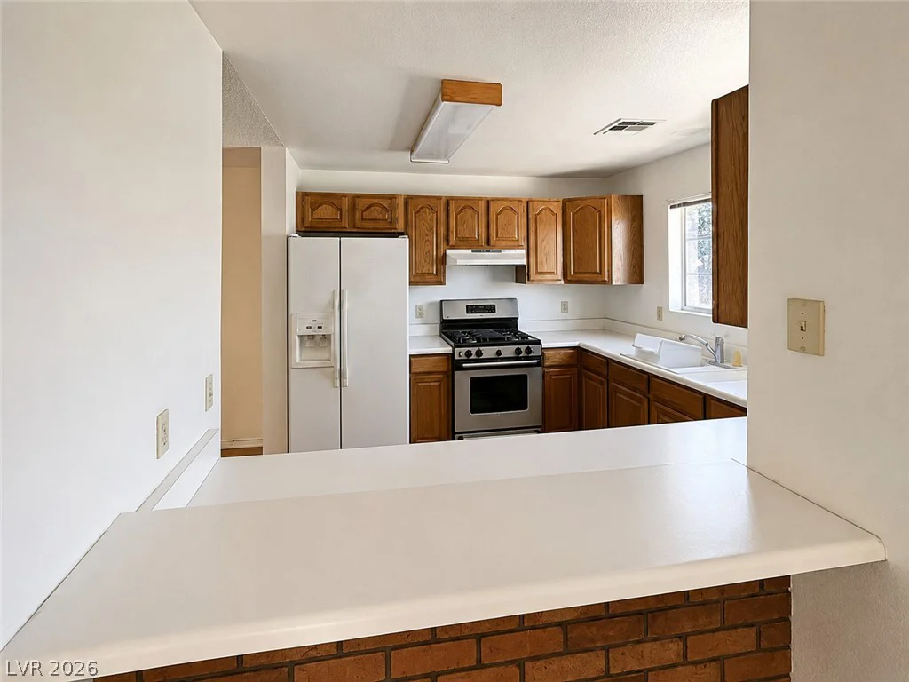 1375 Hacienda, Las Vegas, NV 89119