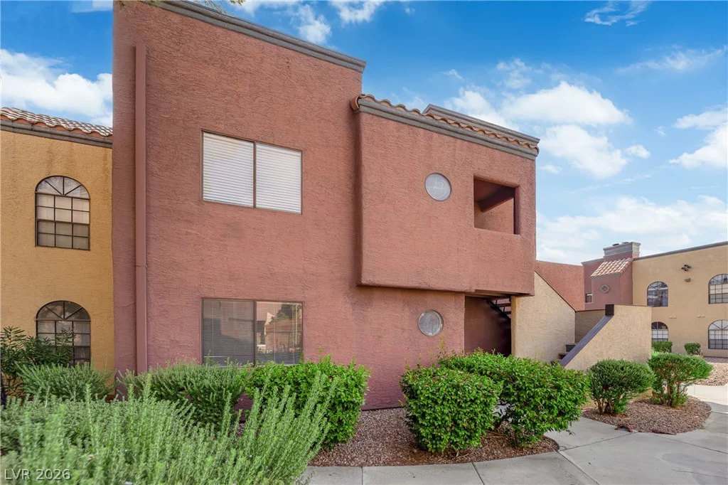4050 Pacific Harbors, Las Vegas, NV 89121