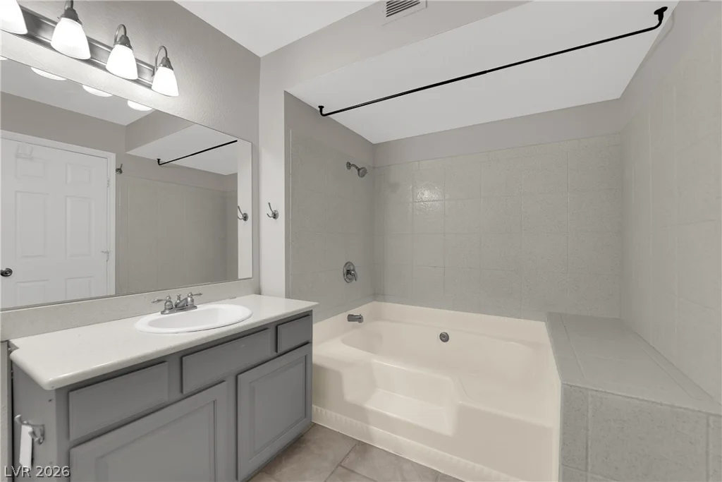 4050 Pacific Harbors, Las Vegas, NV 89121