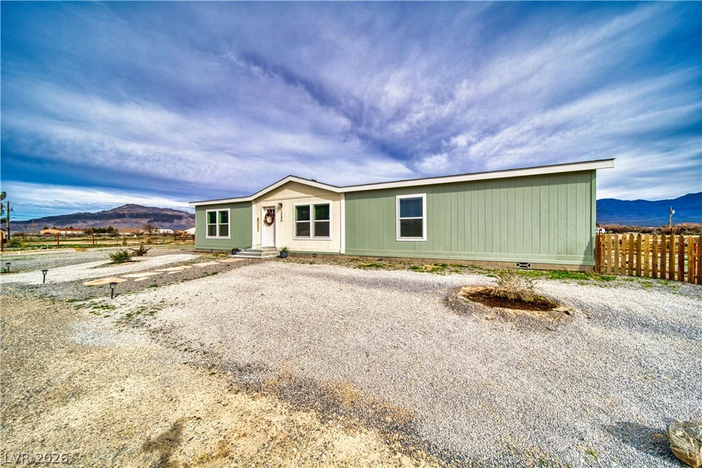 1380 Lanette, Pahrump, NV 89060