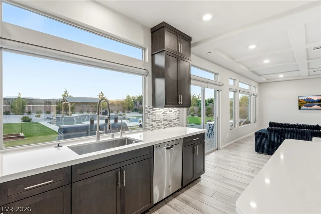 8727 Twisted Vine, Las Vegas, NV 89139