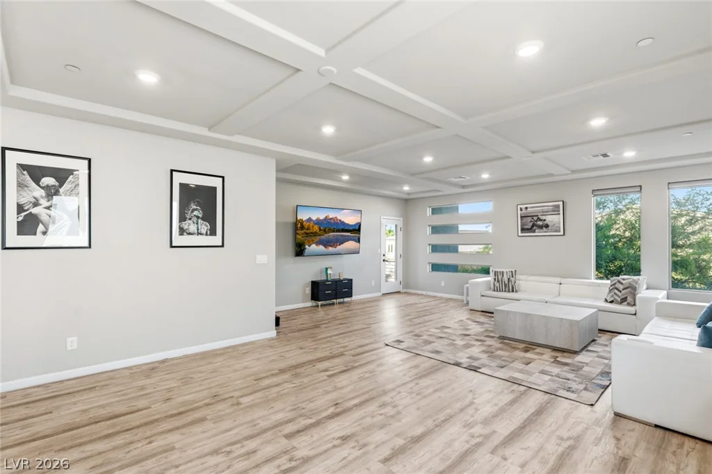 8727 Twisted Vine, Las Vegas, NV 89139