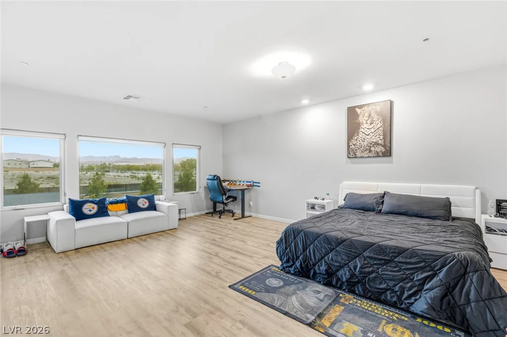 8727 Twisted Vine, Las Vegas, NV 89139