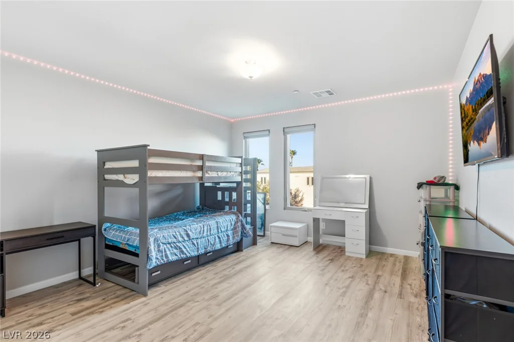 8727 Twisted Vine, Las Vegas, NV 89139