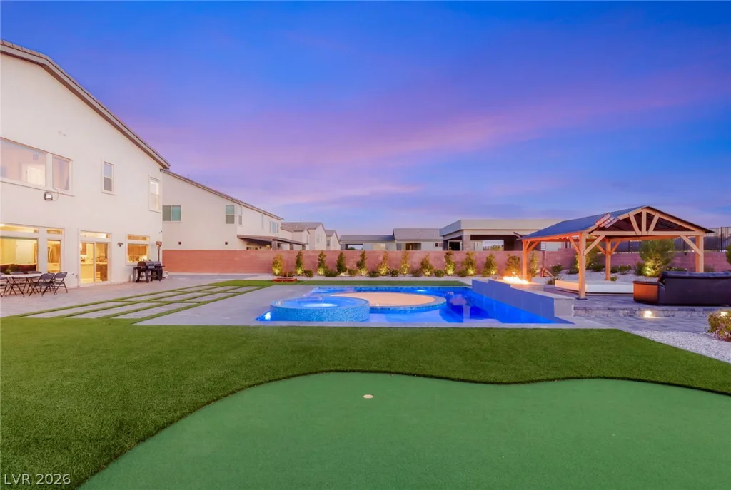 8727 Twisted Vine, Las Vegas, NV 89139