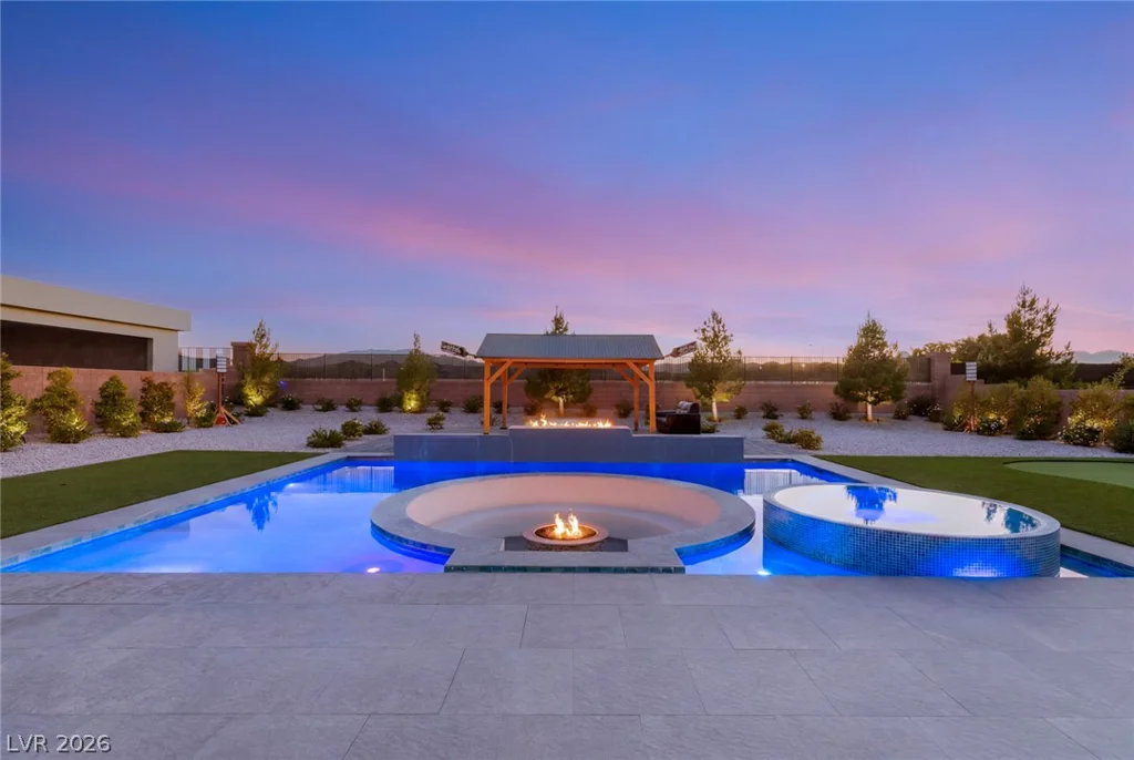 8727 Twisted Vine, Las Vegas, NV 89139