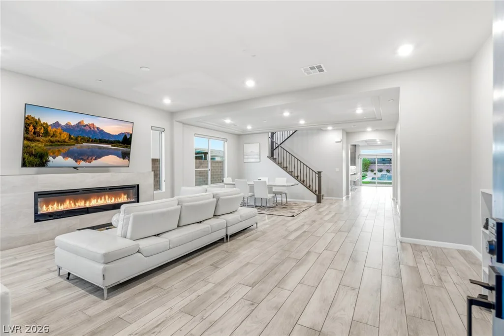 8727 Twisted Vine, Las Vegas, NV 89139
