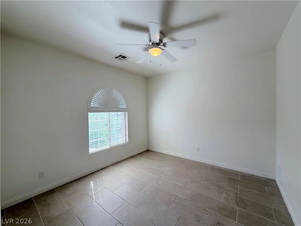 6733 Barrington Hills, Las Vegas, NV 89149