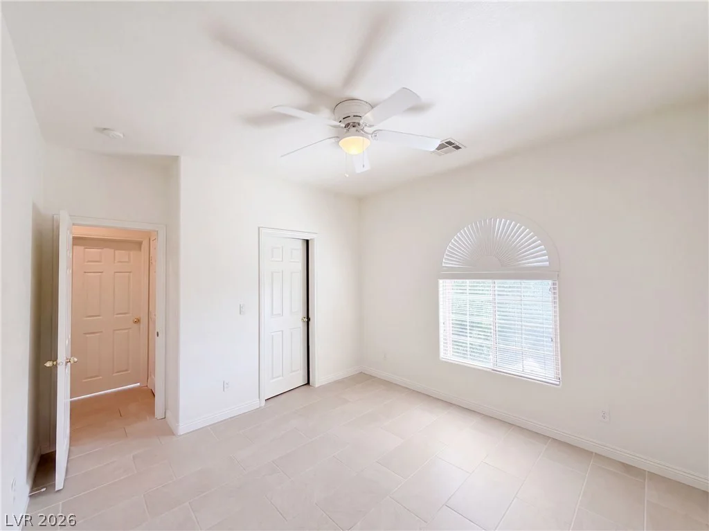 6733 Barrington Hills, Las Vegas, NV 89149